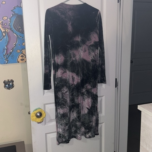 Crushed Velvet Tie-Dye Long Sleeve Maxi Cardigan - Picture 5 of 5